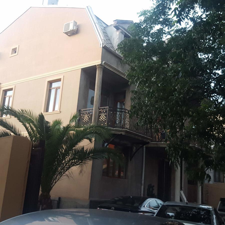 Nana'S Guesthouse Batumi Exterior foto