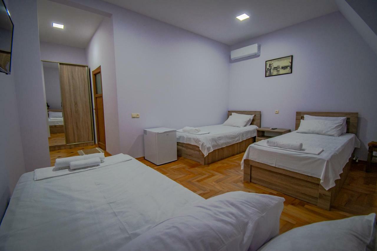 Nana'S Guesthouse Batumi Exterior foto
